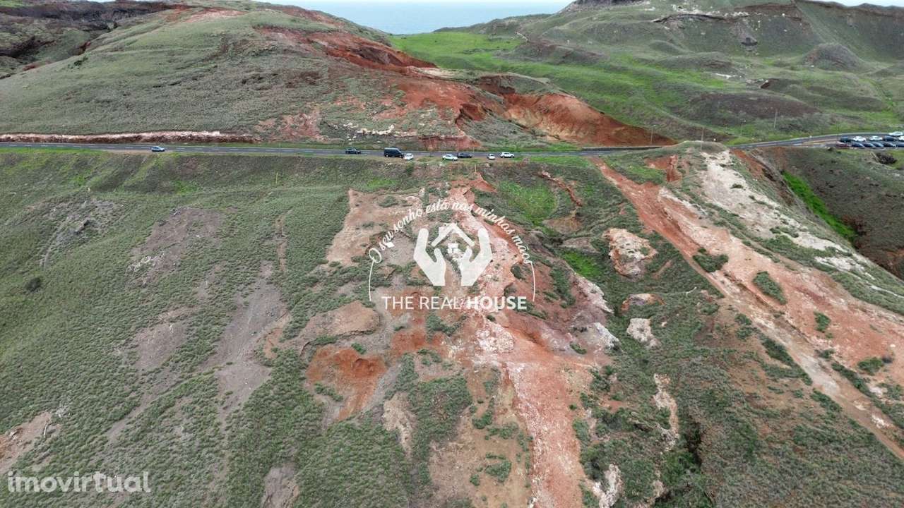 Terreno em Zona Exclusiva e Luxuosa do Caniçal - Grande imagem: 2/8