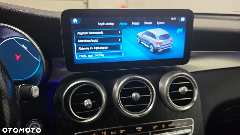 Mercedes-Benz GLC 300 de 4Matic 9G-TRONIC AMG Line Plus - 35