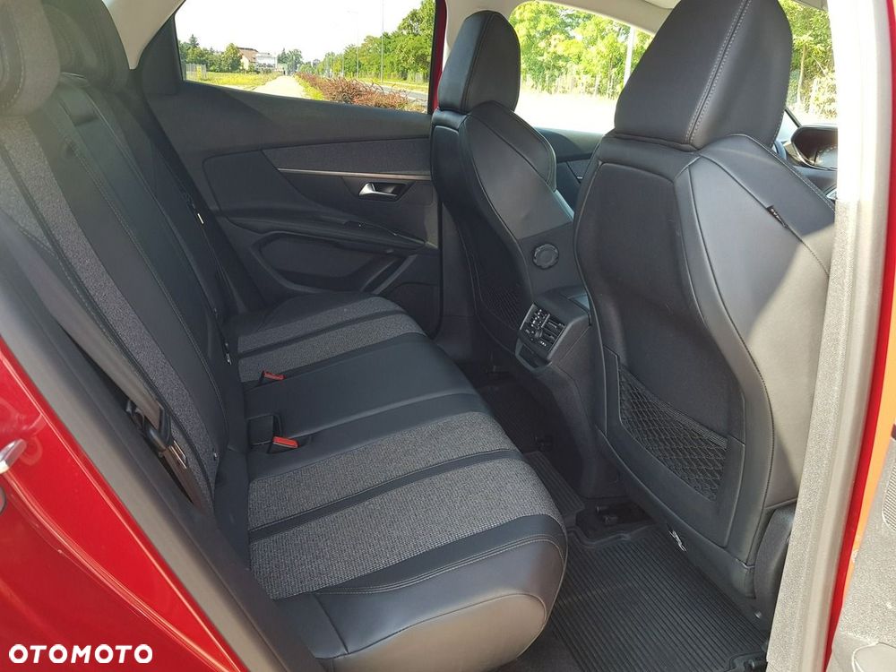 Peugeot 3008 1.5 BlueHDi Allure S&S EAT8 - 15