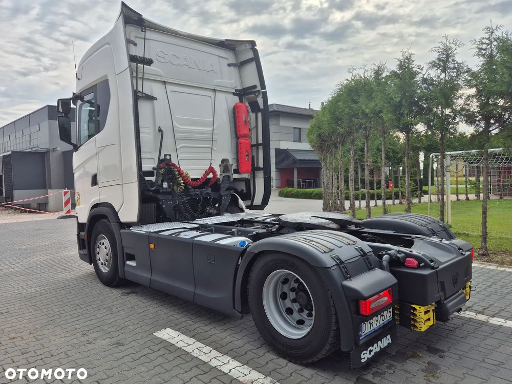 Scania S460 SUPER Highline Płaska Podłoga LED - 29