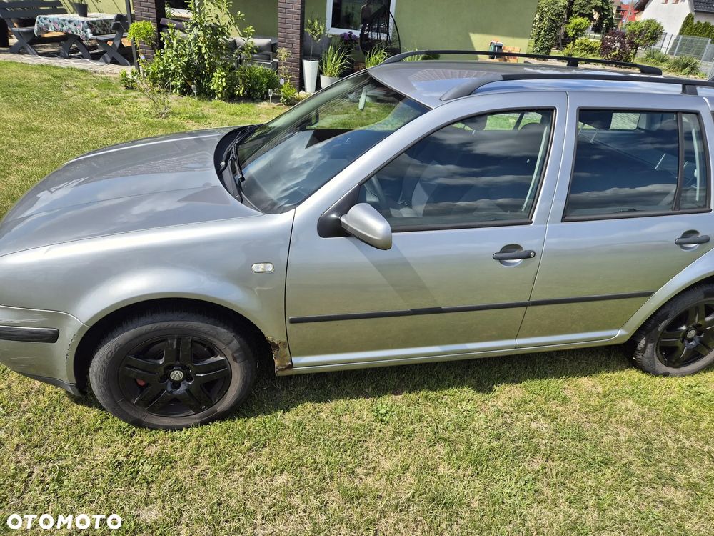 Volkswagen Golf - 2