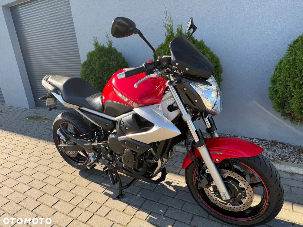 Yamaha XJ - 4