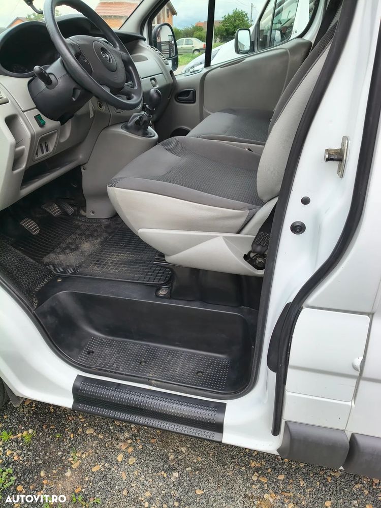 Opel Vivaro - 5