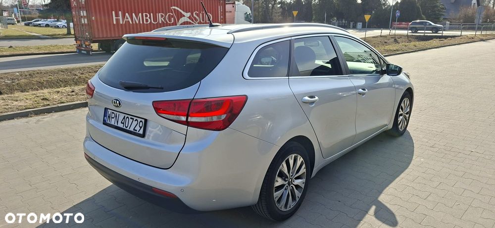 Kia Ceed 1.6 CRDi L - 6