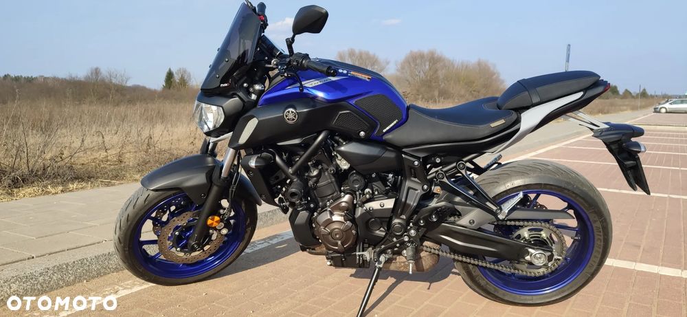Yamaha MT - 17