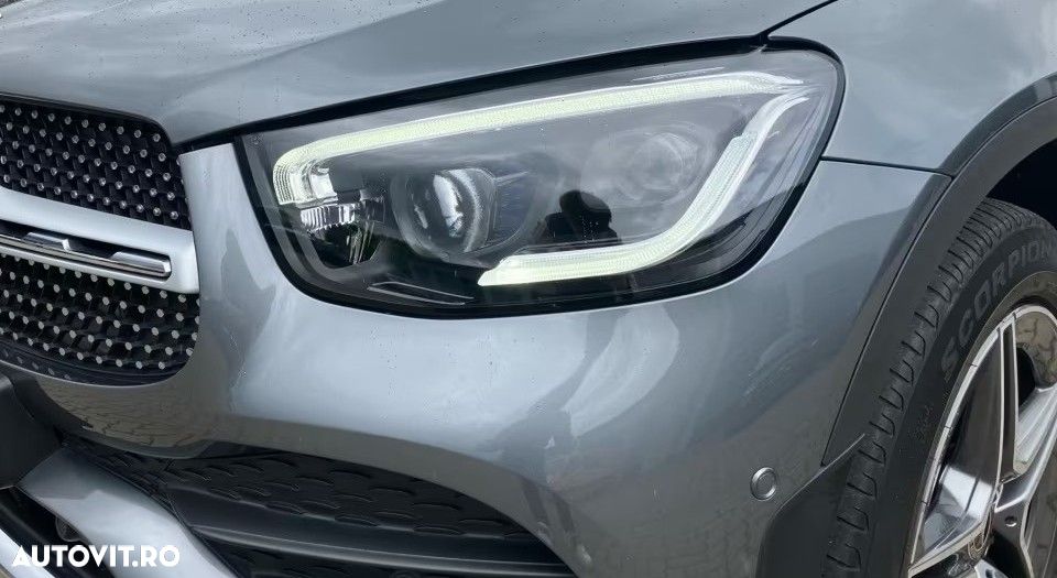 Mercedes-Benz GLC 300 e 4Matic 9G-TRONIC Edition AMG Line - 2