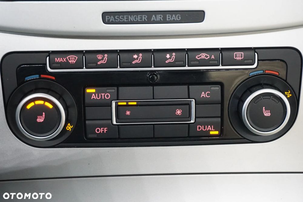 Volkswagen Passat CC 1.8 TSI DSG Exclusive - 28