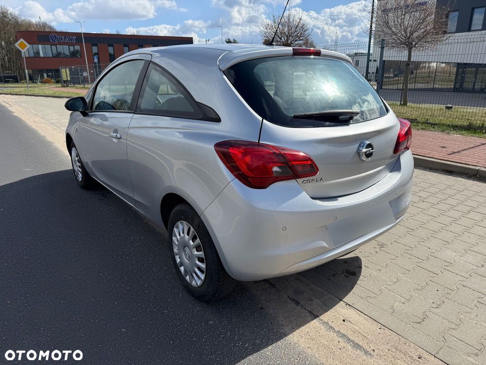 Opel Corsa 1.4 16V Cosmo - 7