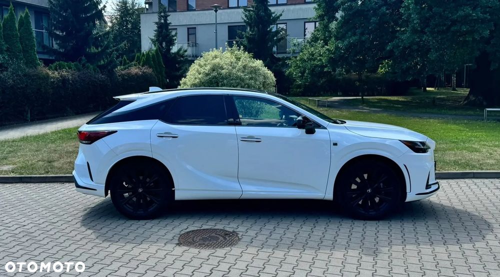 Lexus RX - 7