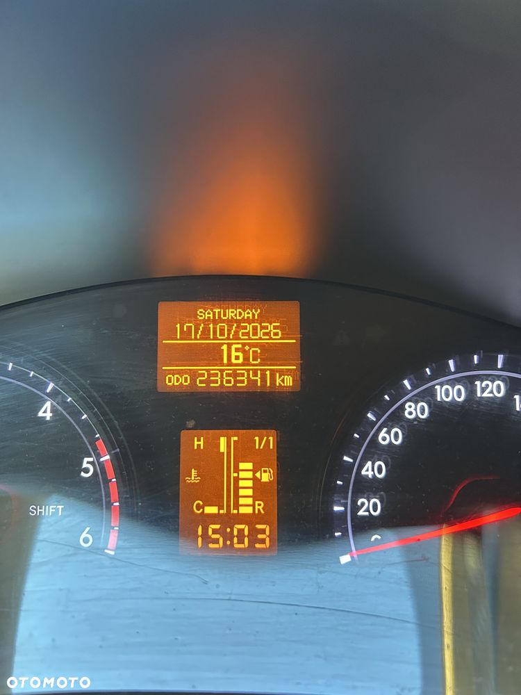 Toyota Avensis 2.0 D-4D Active - 7