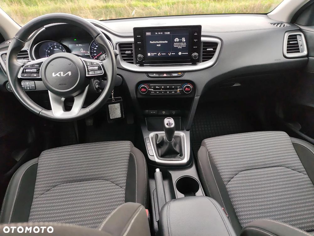 Kia XCeed 1.5 T-GDI M - 13