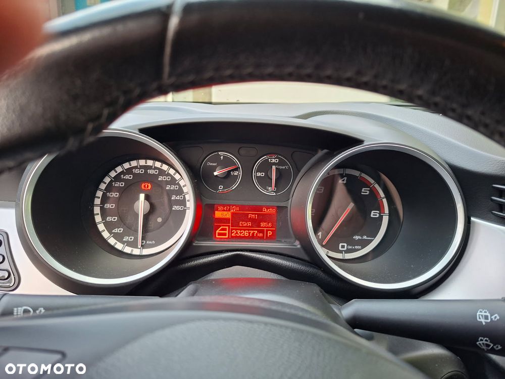 Alfa Romeo Giulietta 2.0 JTDM 20V TCT Lusso - 9