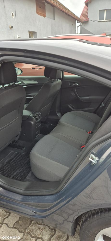 Opel Insignia - 6