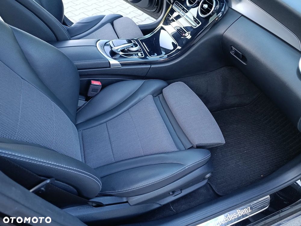Mercedes-Benz Klasa C 220 d 9G-TRONIC Avantgarde - 15