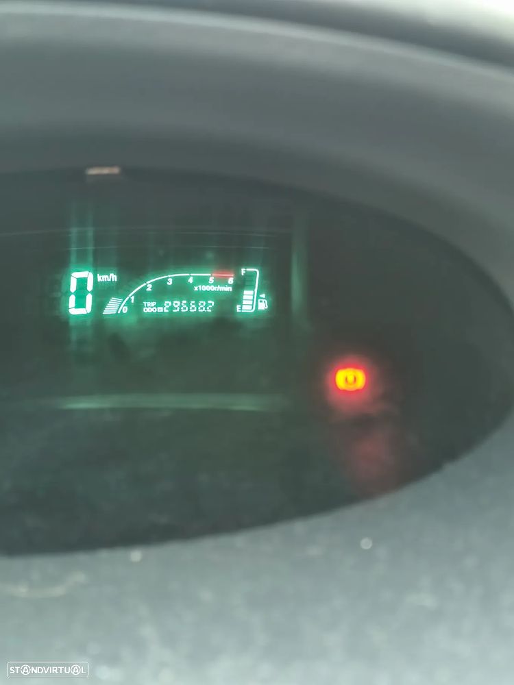 Toyota Yaris 1.4 D-4D Sol - 9