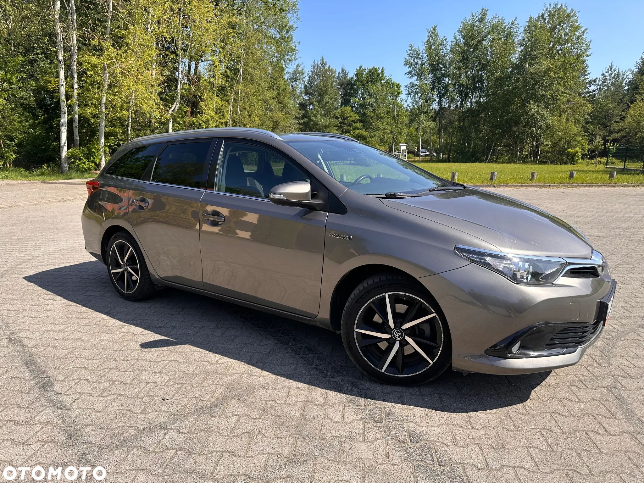 Toyota Auris - 1