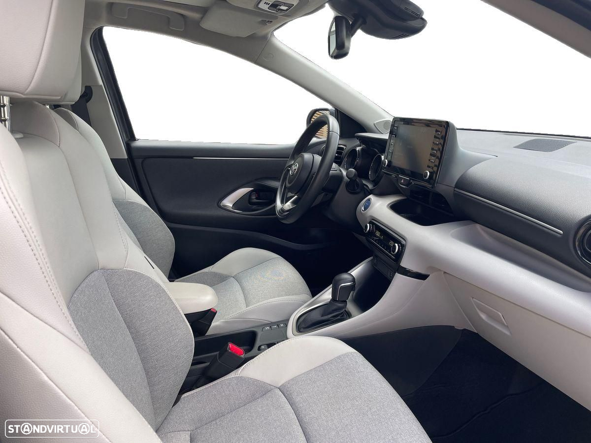 Toyota Yaris 1.5 HDF Luxury - 6