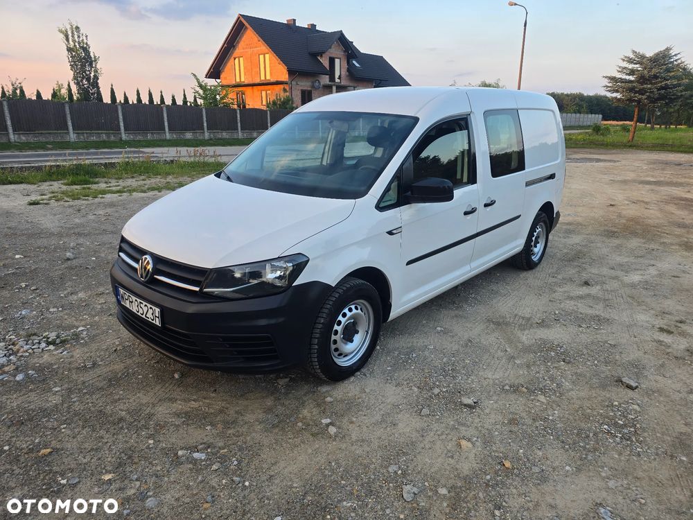 Volkswagen Caddy Maxi 2.0 TDI - 1