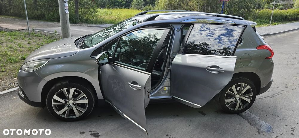 Peugeot 2008 BlueHDi FAP 120 STOP & START Crossway - 36