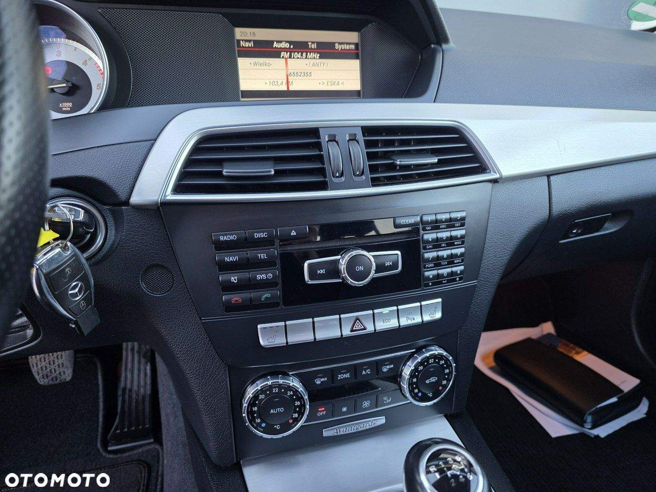 Mercedes-Benz Klasa C 200 CDI BlueEff Avantgarde - 10