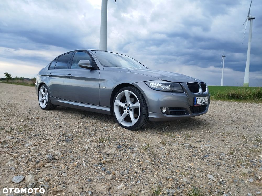 BMW Seria 3 318d - 17