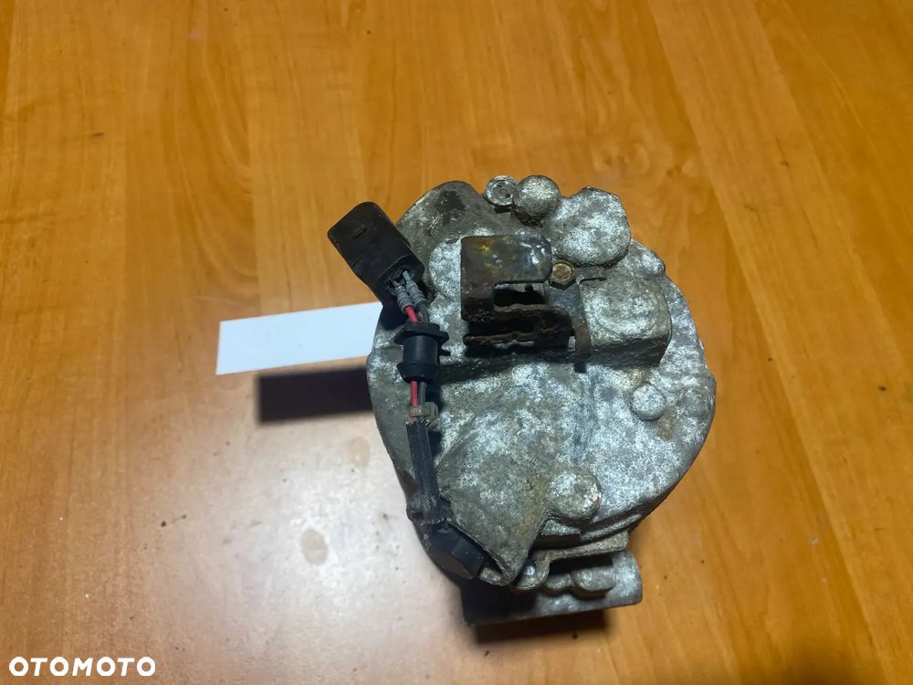 KOMPRESOR SPRĘŻARKA KLIMATYZACJI VW AUDI SEAT SKODA 6Q0820803J - 5