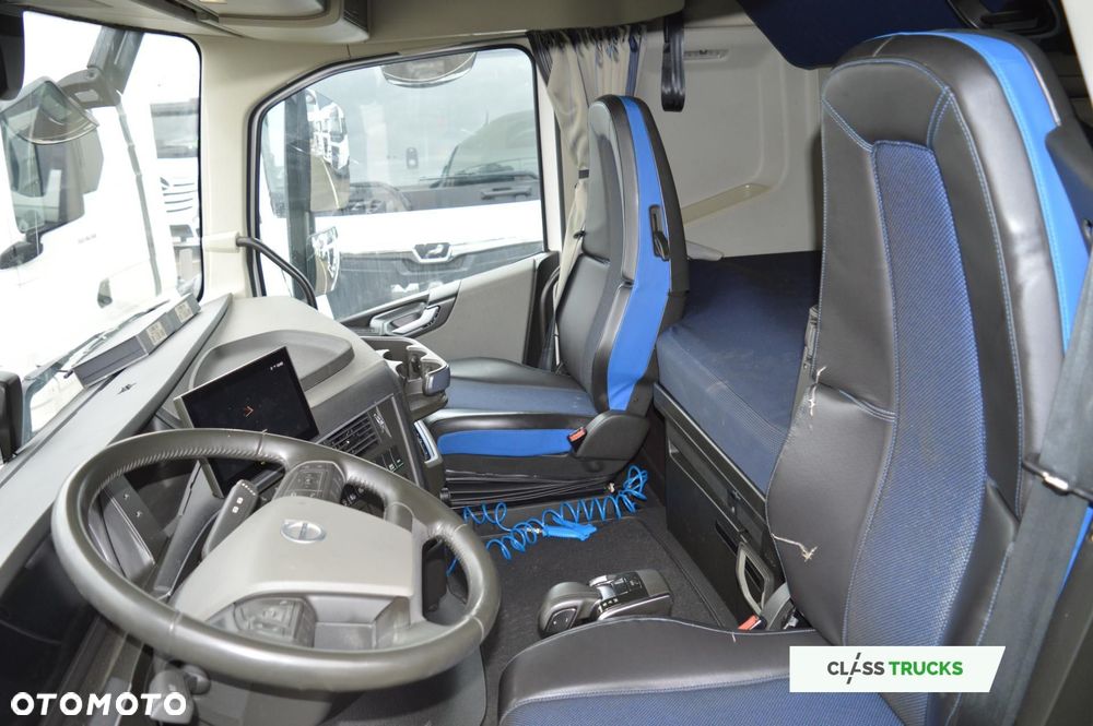 Volvo FH 460 Globetrotter XL i-Save - 9