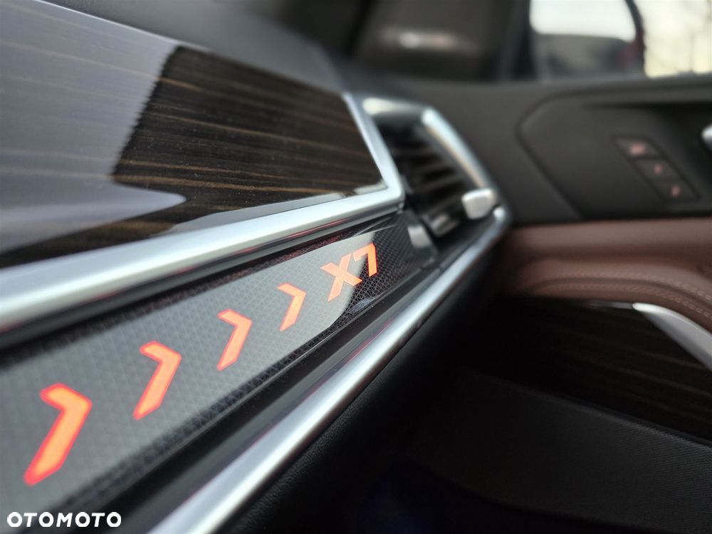 BMW X7 xDrive40d mHEV M Sport Edition sport - 12
