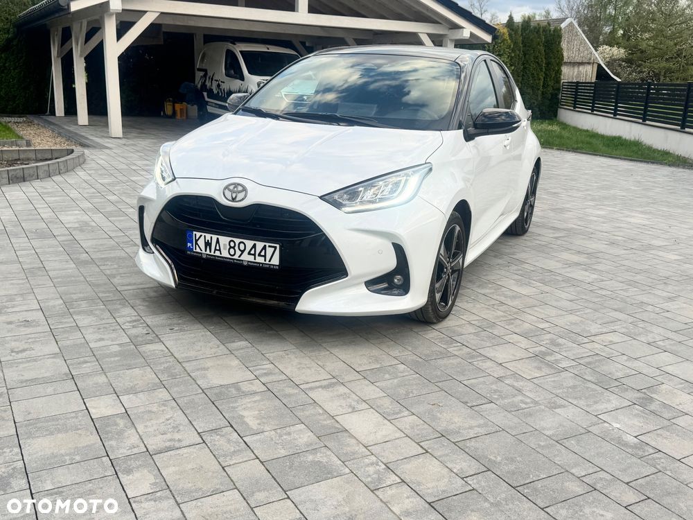 Toyota Yaris Hybrid 1.5 Executive - 1
