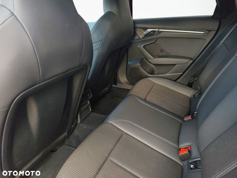 Audi A3 Limousine - 12