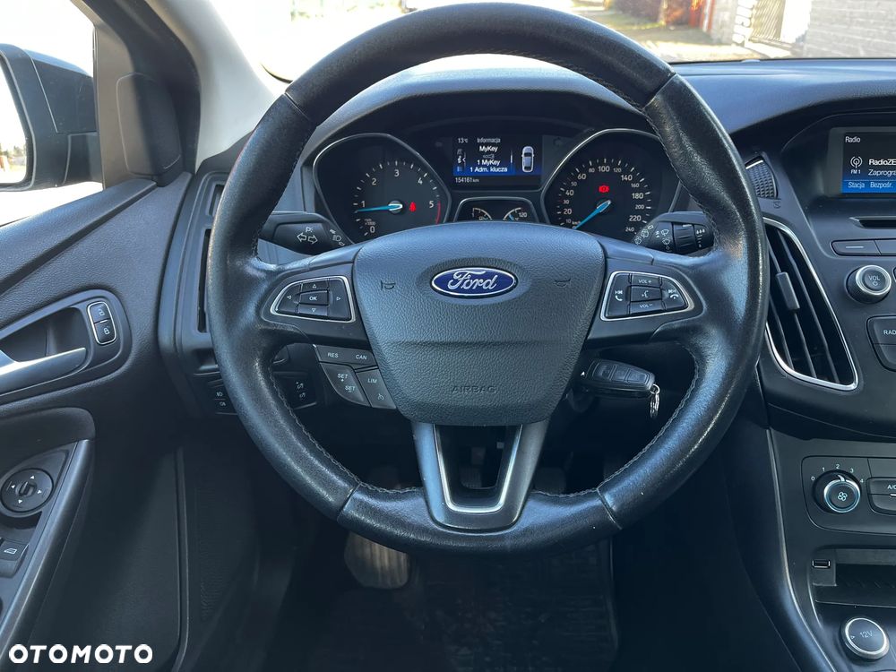 Ford Focus - 21