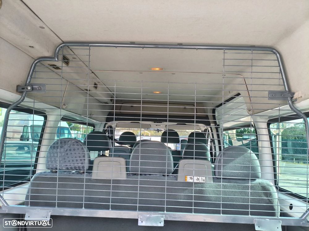 Ford Transit 330M 2.2 TDCi - 19