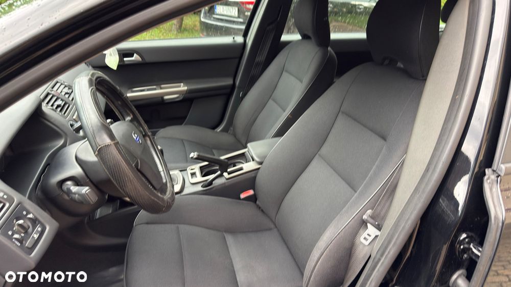 Volvo V50 D2 - 22