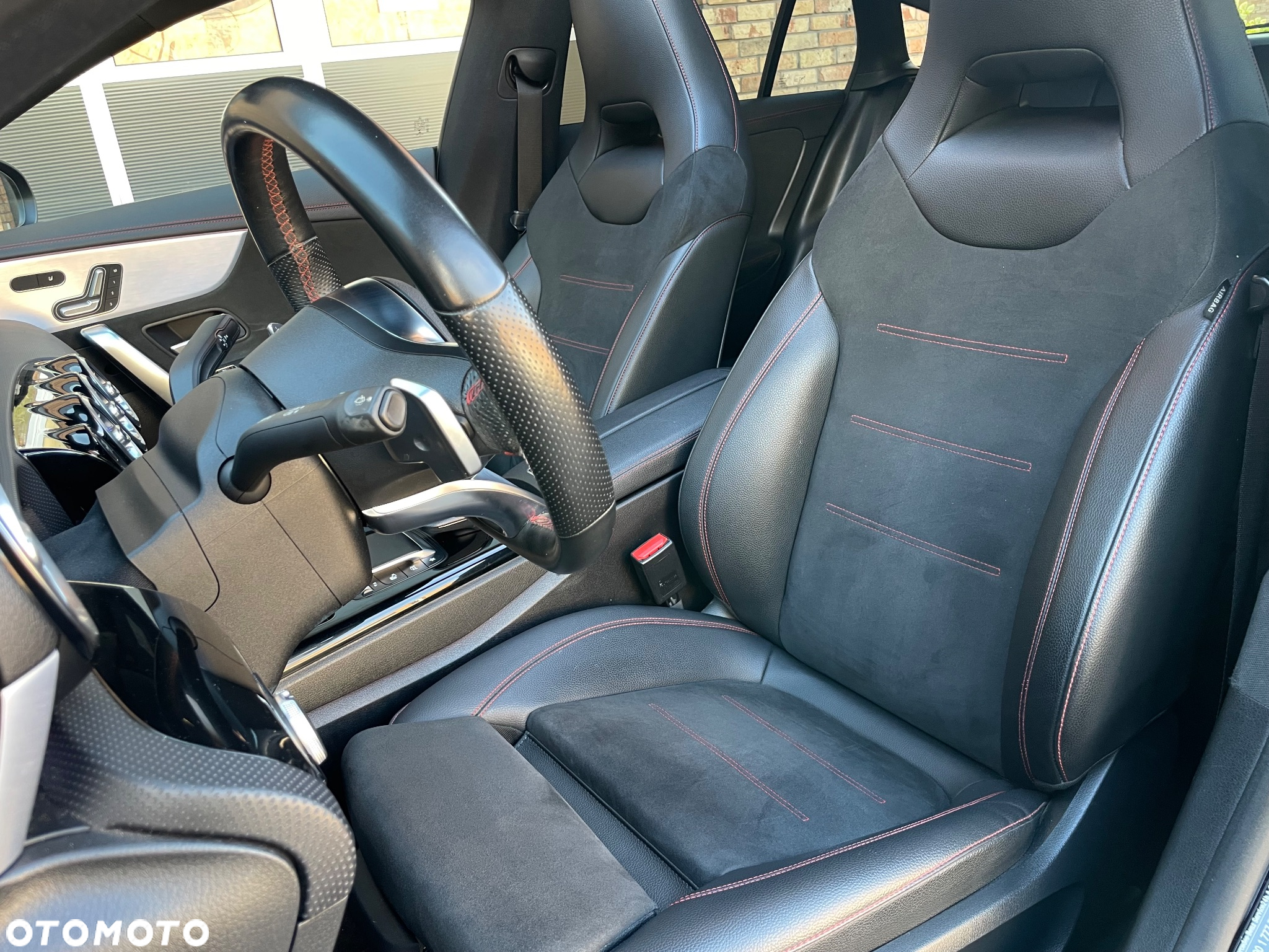 Mercedes-Benz CLA 200 Shooting Brake 7G-DCT AMG Line - 21