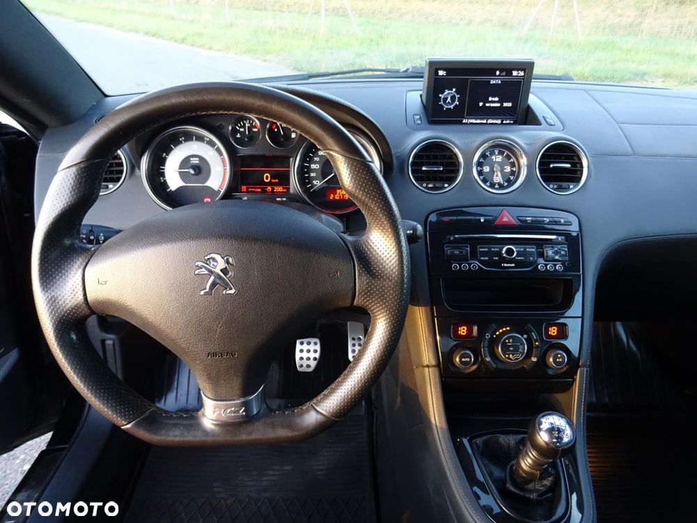 Peugeot RCZ 2.0 HDi FAP 165 - 9
