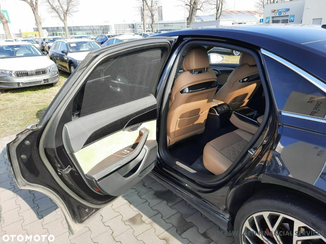 Audi S8 - 8