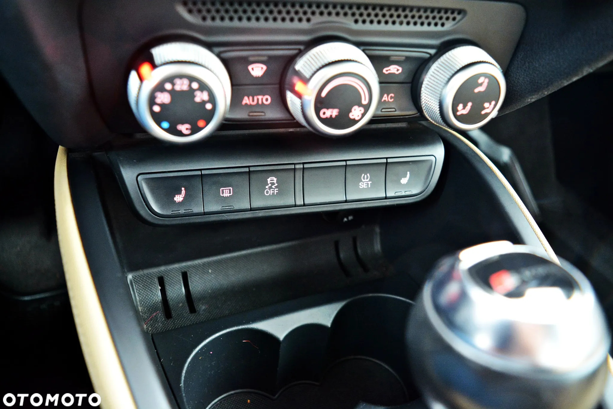 Audi A1 1.4 TFSI 119g S tronic S line edition m S line Sportpaket - 24