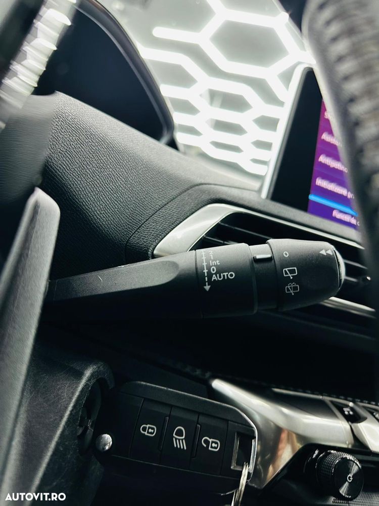 Peugeot 3008 BlueHDi 130 Stop & Start Allure - 30