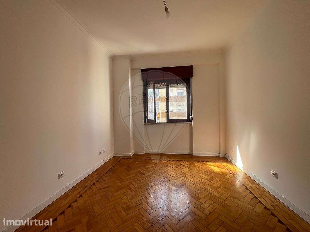 Apartamento T1 para arrendamento - Grande imagem: 5/9