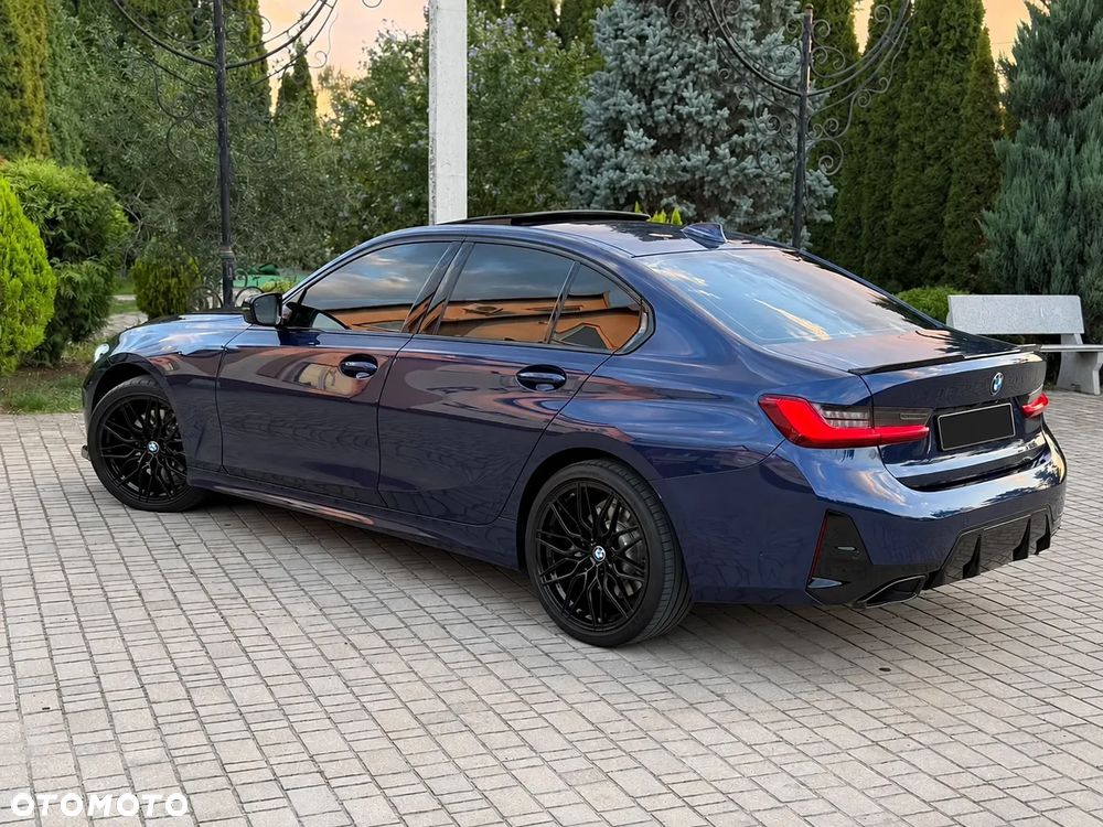 BMW Seria 3 330i - 8