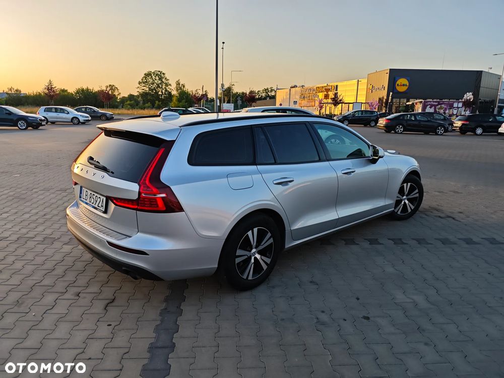 Volvo V60 D3 Momentum Pro - 5
