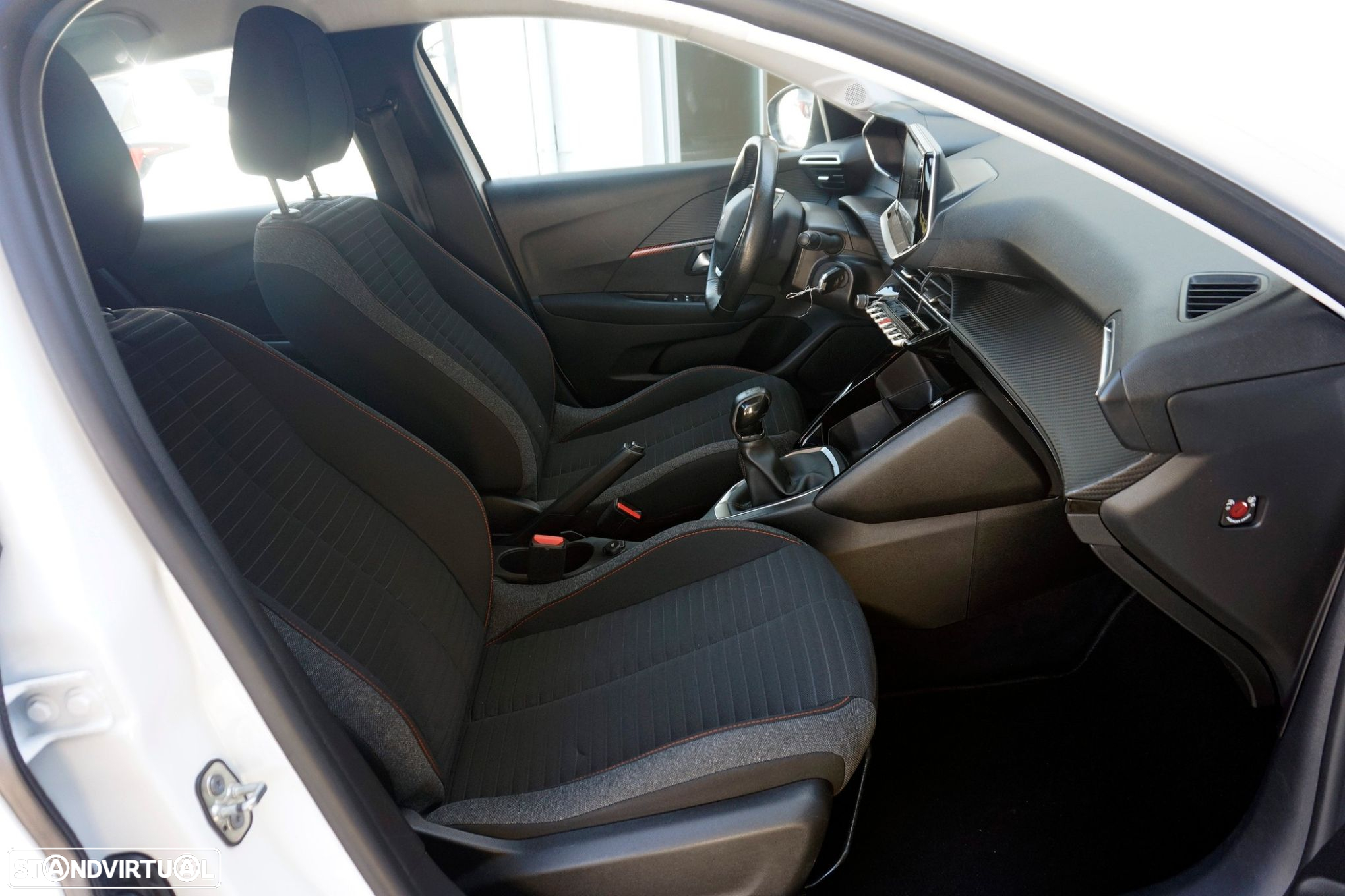 Peugeot 208 1.2 PureTech Active - 5