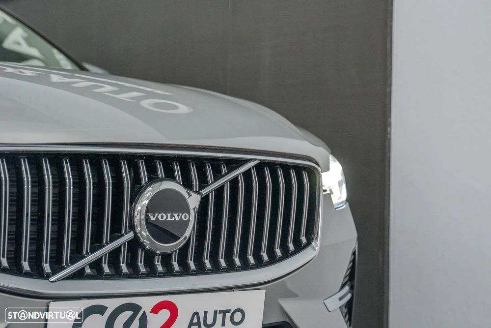 Volvo XC 60 2.0 T6 PHEV Core AWD - 3