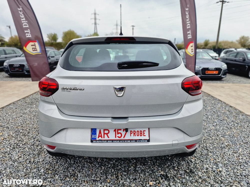 Dacia Sandero - 5
