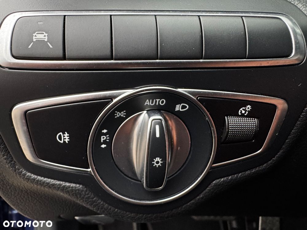 Mercedes-Benz Klasa C 300 de 9G-TRONIC AMG Line - 20