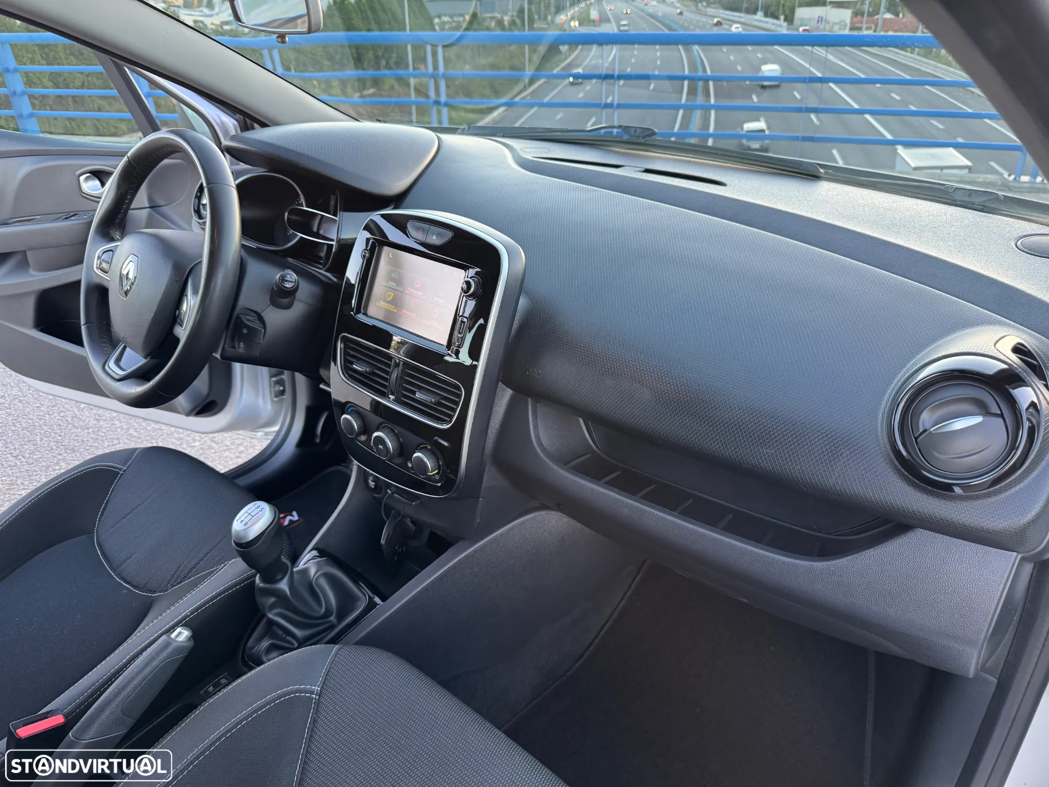 Renault Clio dCi 75 Stop & Start Life - 25