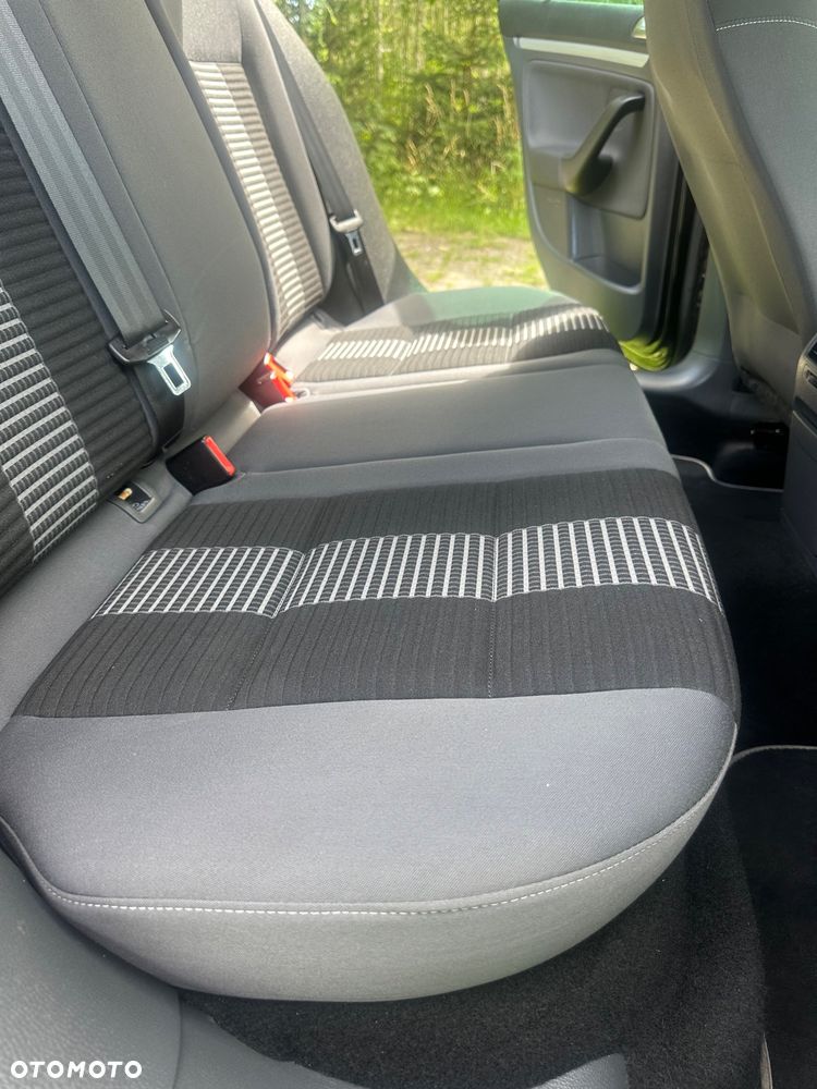 Volkswagen Golf 1.6 United - 37