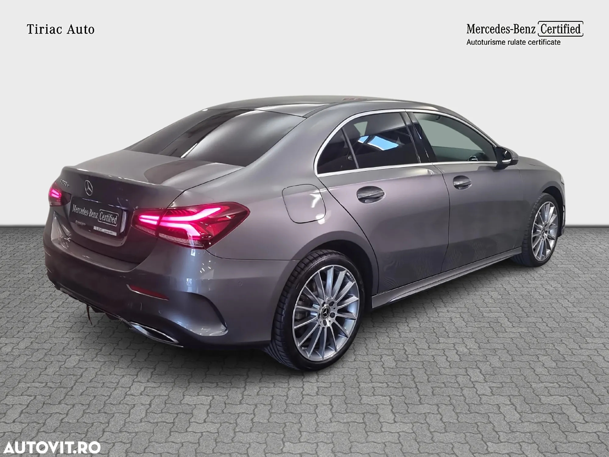Mercedes-Benz A 250 e 8G-DCT AMG Line - 6