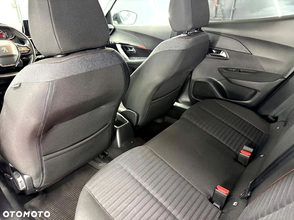 Peugeot 2008 PureTech 100 Style - 28