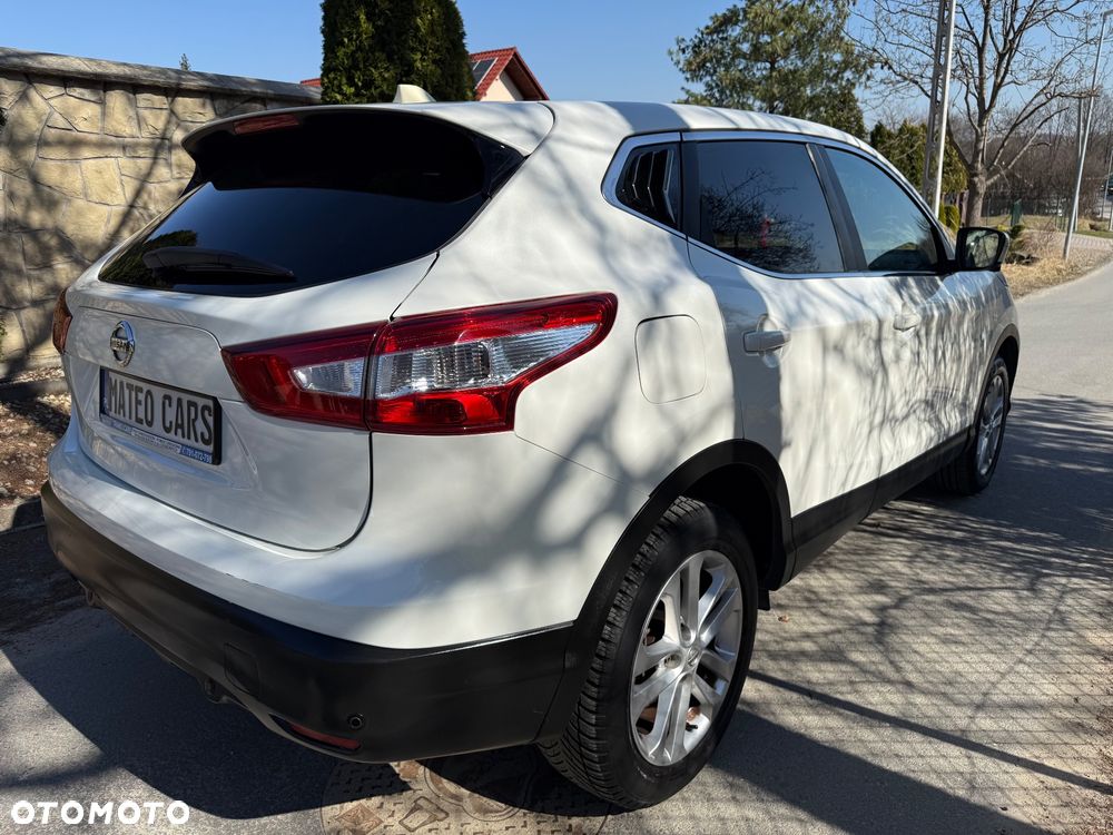 Nissan Qashqai 1.6 DCi 4x4 Tekna - 32